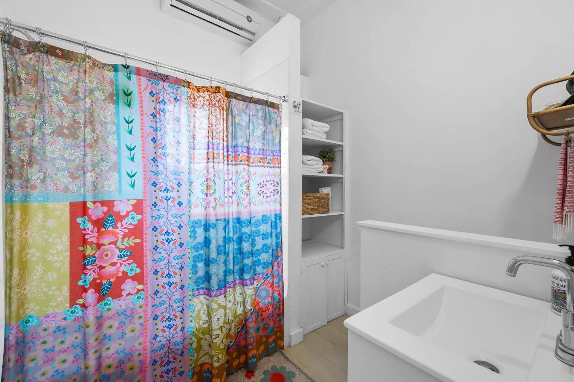 Pink Duchess - Mins To Main Hot Tub & Fire Pit Villa Fredericksburg Bagian luar foto