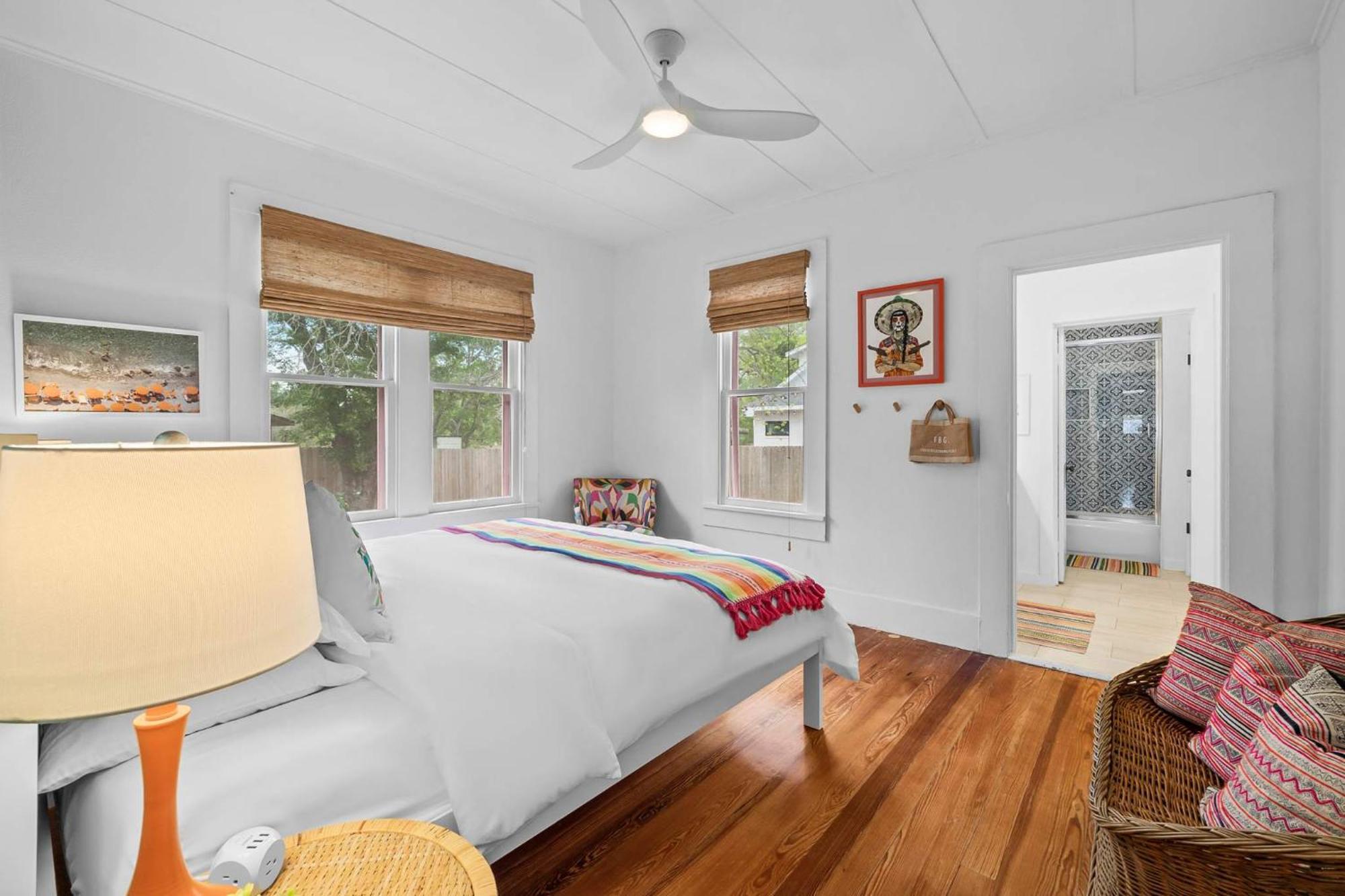Pink Duchess - Mins To Main Hot Tub & Fire Pit Villa Fredericksburg Bagian luar foto