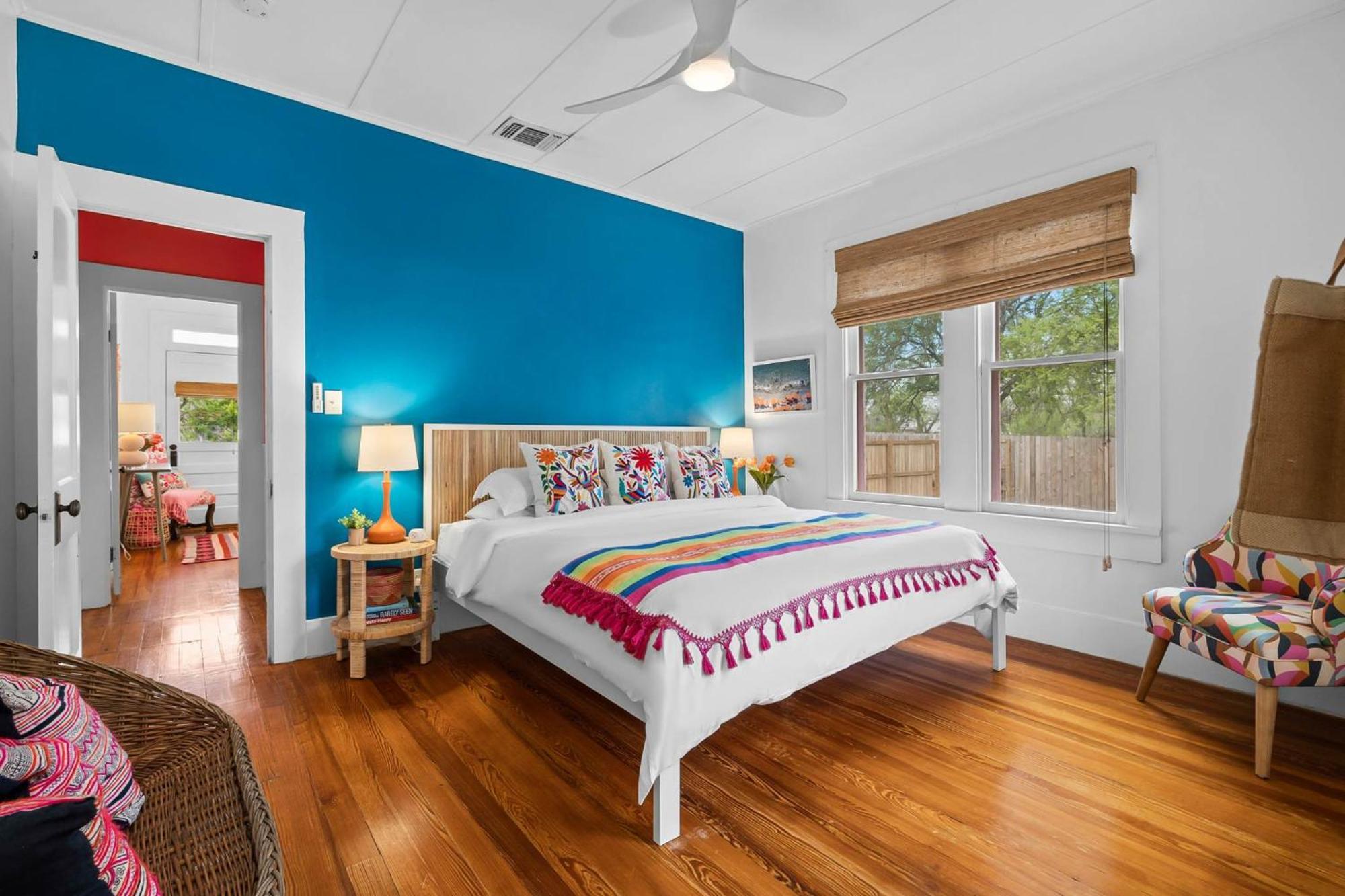 Pink Duchess - Mins To Main Hot Tub & Fire Pit Villa Fredericksburg Bagian luar foto