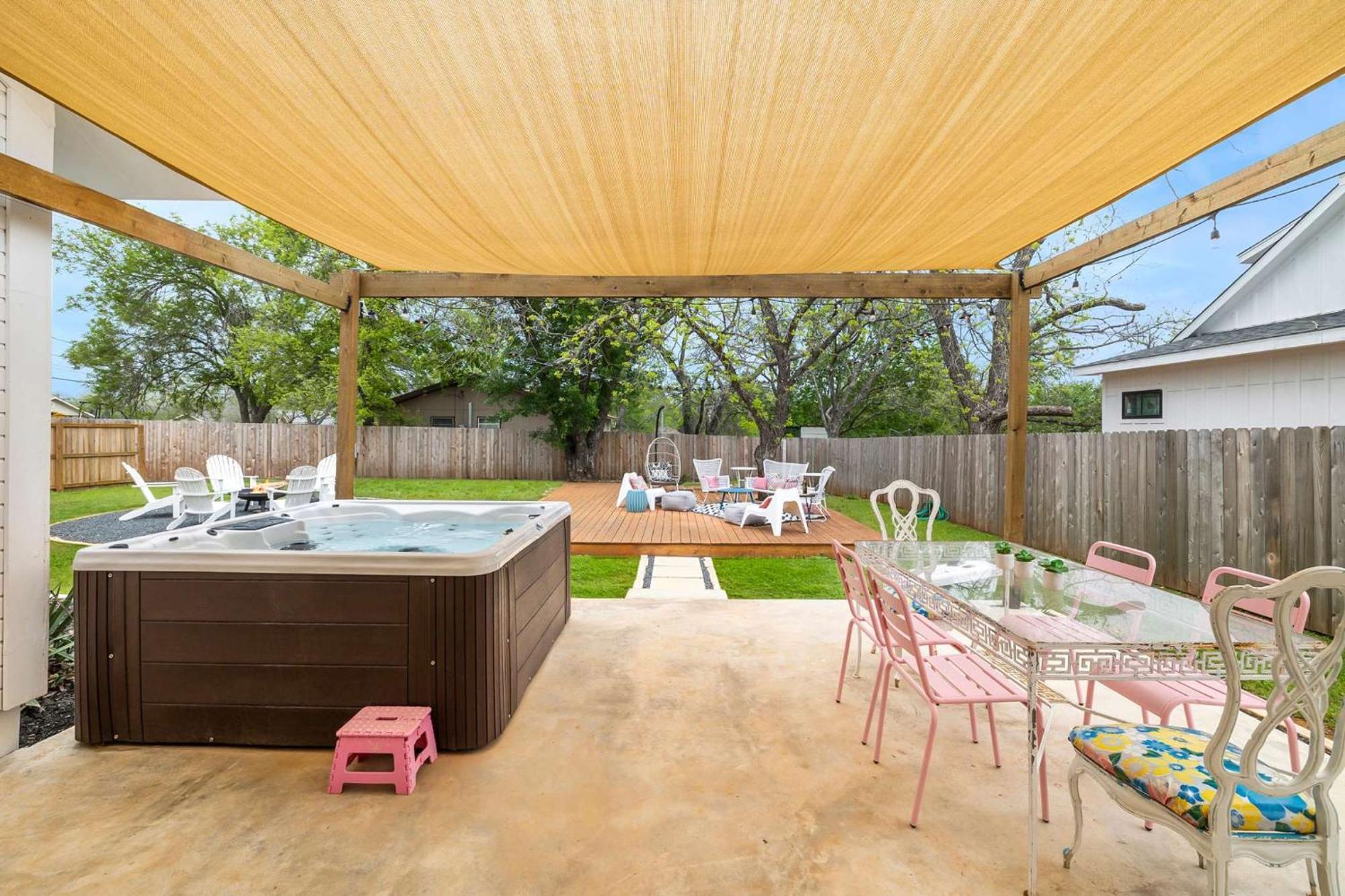 Pink Duchess - Mins To Main Hot Tub & Fire Pit Villa Fredericksburg Bagian luar foto